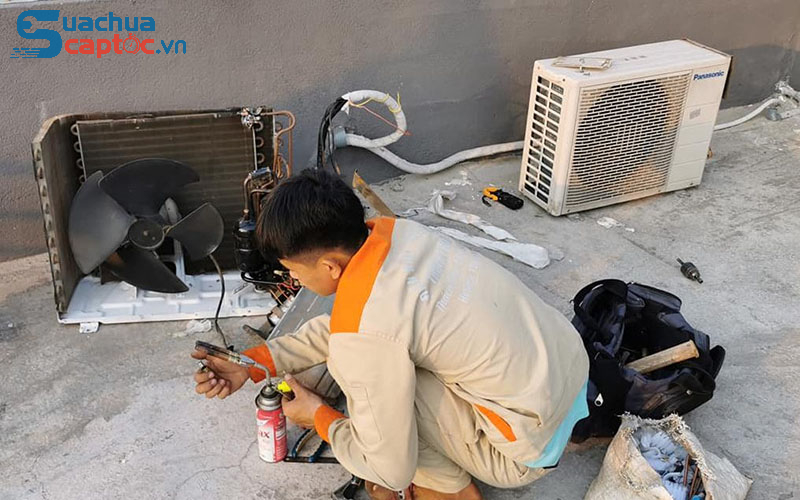 Vệ sinh máy lạnh, sửa máy lạnh tại huyện Tân Châu